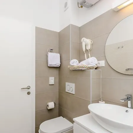 Leonarda Baroque House - Old Town