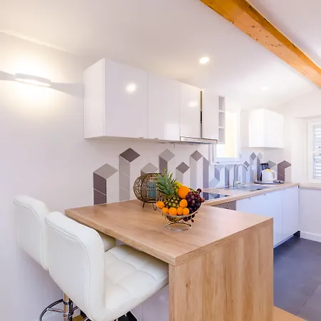 Leonarda Baroque House - Old Town Lejlighed *