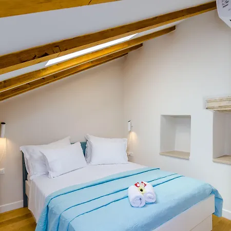 Leonarda Baroque House - Old Town Apartment