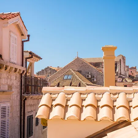 Leonarda Baroque House - Old Town