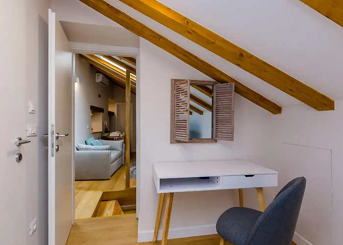Appartamento Leonarda Baroque House - Old Town