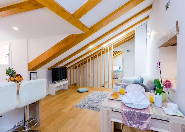 Appartamento Leonarda Baroque House - Old Town Ragusa